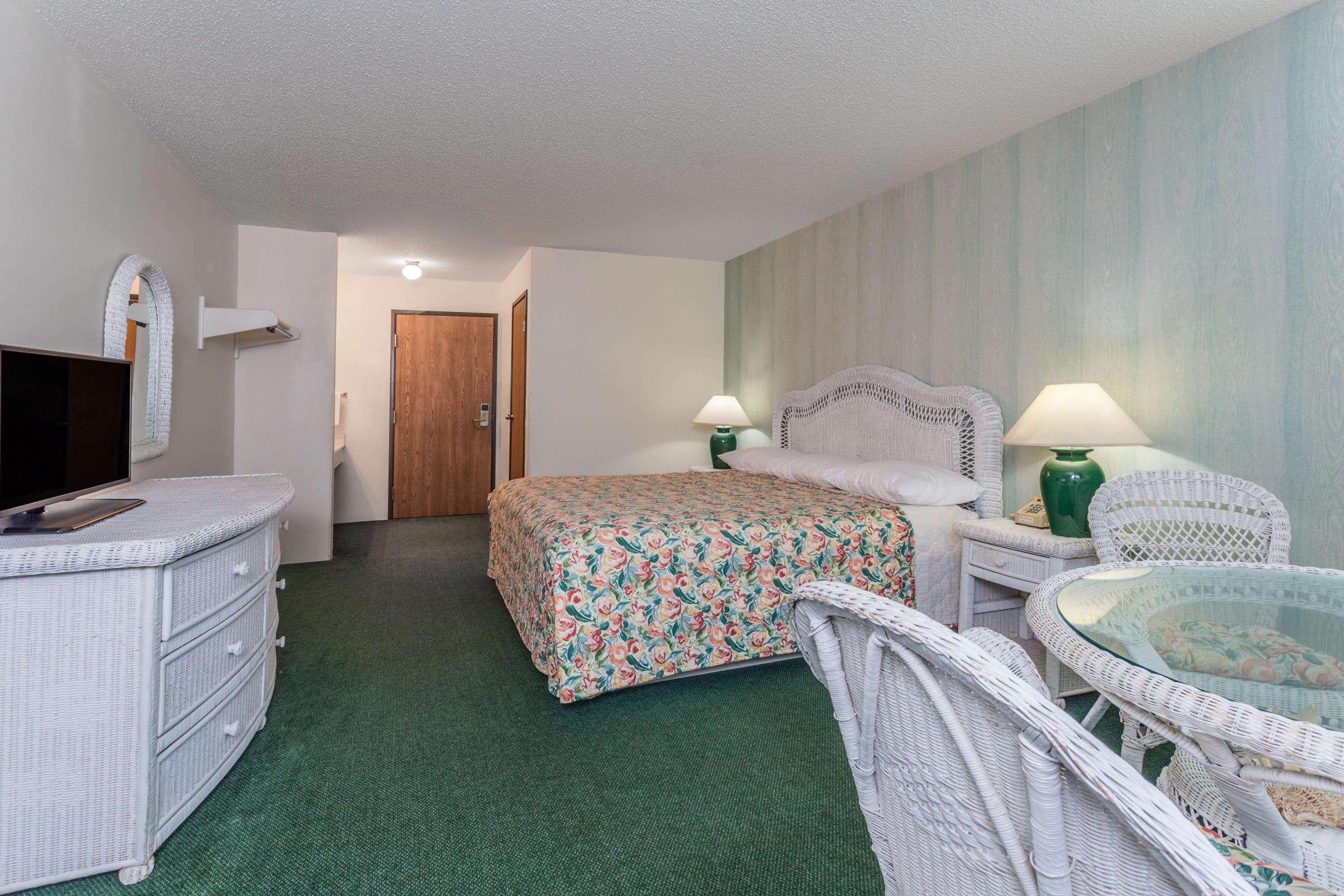 Hotel Super 8 By Wyndham Reedsburg Exteriér fotografie