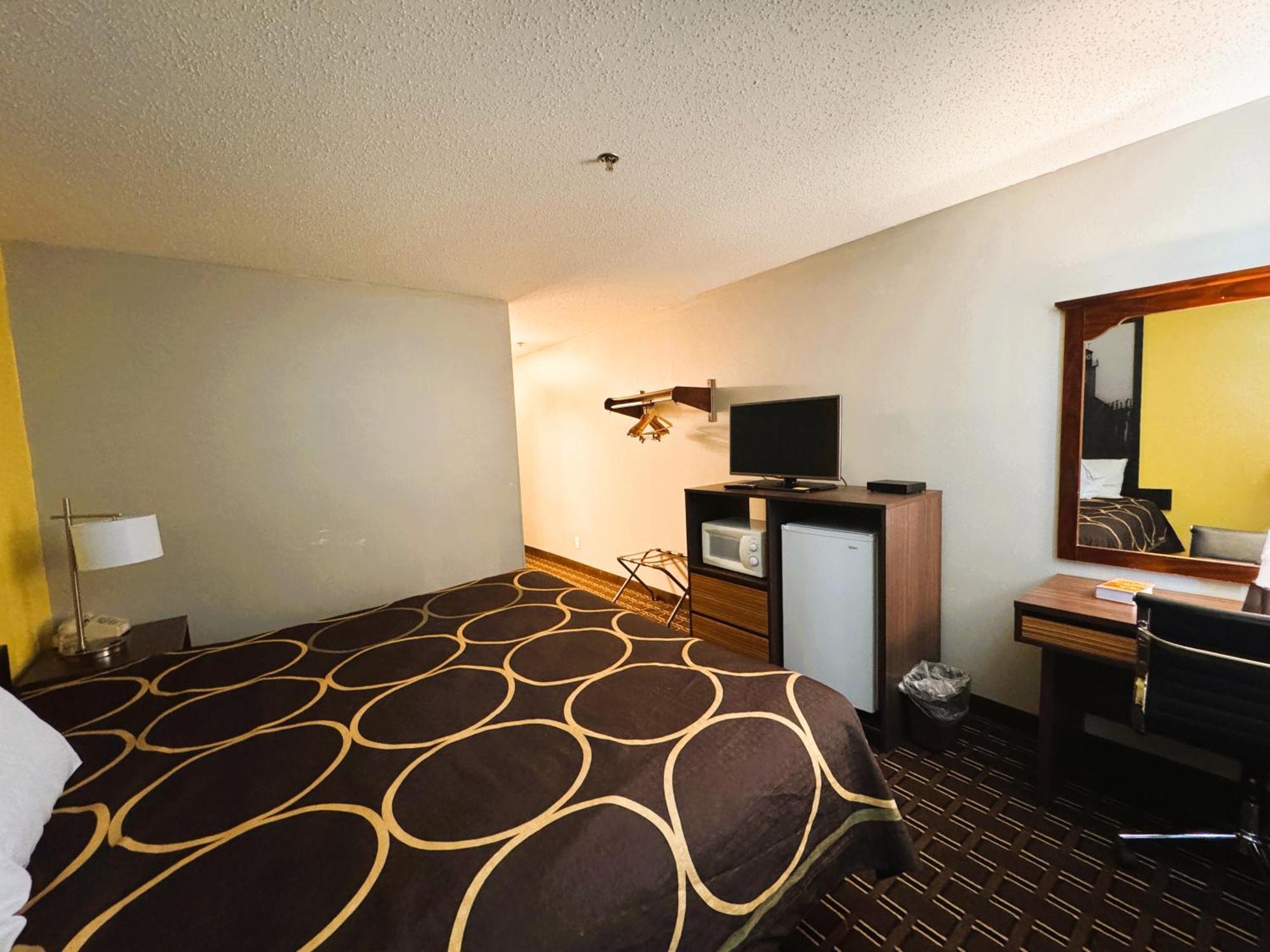 Hotel Super 8 By Wyndham Reedsburg Exteriér fotografie