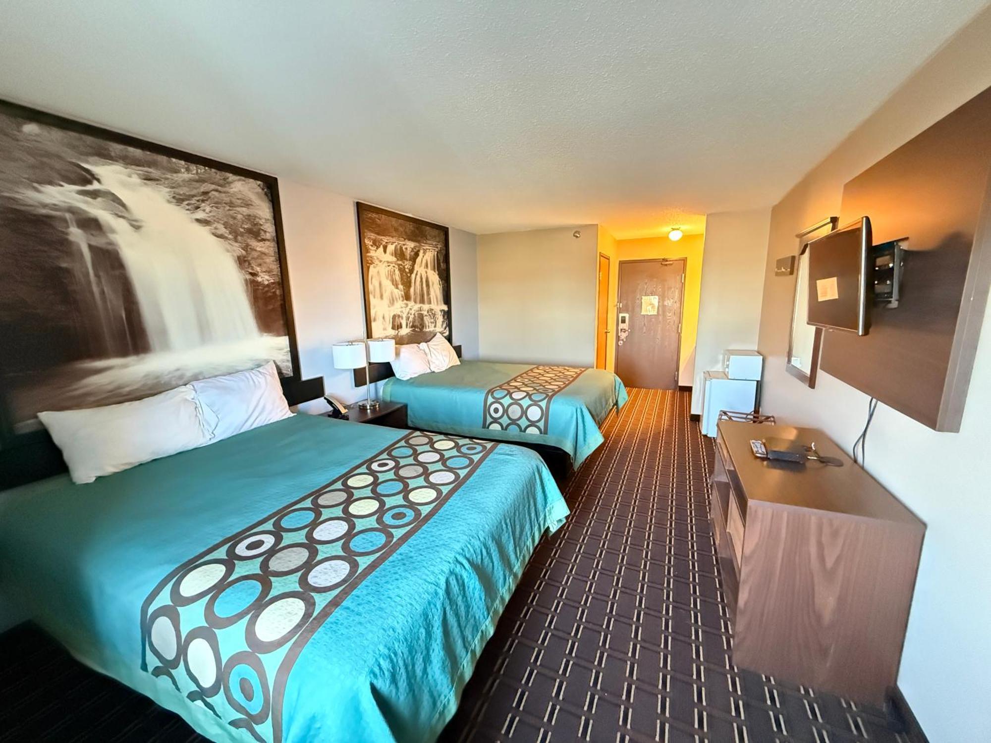 Hotel Super 8 By Wyndham Reedsburg Exteriér fotografie